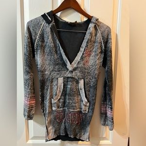 Ed Hardy grey long sleeve, Size Large